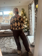 Load image into Gallery viewer, The argyle knit
