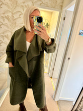 Load image into Gallery viewer, The waterfall boucle coat