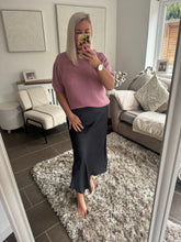 Load image into Gallery viewer, The elasticated waist satin skirts