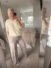 Load image into Gallery viewer, The tie waist pin tuck jogger