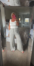 Load image into Gallery viewer, The striped linen trousers with pockets