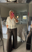 Load image into Gallery viewer, The striped linen trousers with pockets