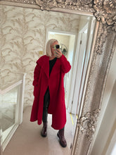 Load image into Gallery viewer, The waterfall boucle coat