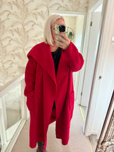Load image into Gallery viewer, The waterfall boucle coat