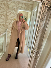 Load image into Gallery viewer, The waterfall boucle coat
