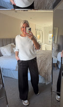 Load image into Gallery viewer, The Molly frill sleeve knits