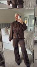 Load image into Gallery viewer, The faux suede tie waist zip jacket