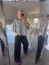 Load image into Gallery viewer, The tie waist pin tuck jogger