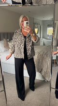 Load image into Gallery viewer, The super stretch animal print jacket