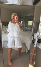 Load image into Gallery viewer, The Ibiza hopsack frill hem shorts set with pockets