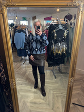 Load image into Gallery viewer, The argyle knit