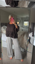 Load image into Gallery viewer, The striped linen trousers with pockets