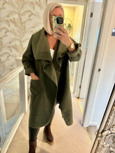 Load image into Gallery viewer, The waterfall boucle coat