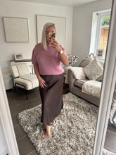 Load image into Gallery viewer, The elasticated waist satin skirts