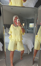 Load image into Gallery viewer, The Ibiza hopsack frill hem shorts set with pockets