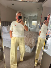 Load image into Gallery viewer, The tie waist pin tuck jogger