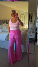 Load image into Gallery viewer, The striped linen trousers with pockets