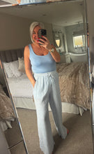 Load image into Gallery viewer, The made in Italy basic scoop jersey vest