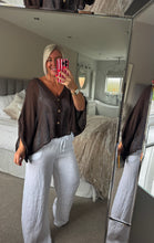 Load image into Gallery viewer, The Ibiza waffle button detail top/jacket
