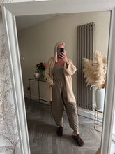 Load image into Gallery viewer, The Meg star cardigan
