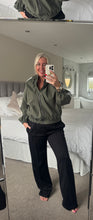 Load image into Gallery viewer, The sports luxe bomber jacket with pockets
