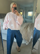 Load image into Gallery viewer, The bubble heart knit
