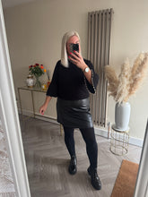 Load image into Gallery viewer, The pearl fluted sleeve knit
