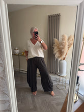 Load image into Gallery viewer, SALE The cocoon slouch trousers (no return on sale items)
