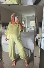 Load image into Gallery viewer, The Waffle Hopsack trouser suit
