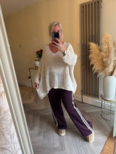 Load image into Gallery viewer, The striped seam pin tuck joggers
