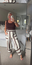 Load image into Gallery viewer, The fine knit scalloped vest top
