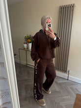 Load image into Gallery viewer, The Luxe animal stripe hoodie tracksuit with pockets
