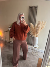 Load image into Gallery viewer, The Lola knits
