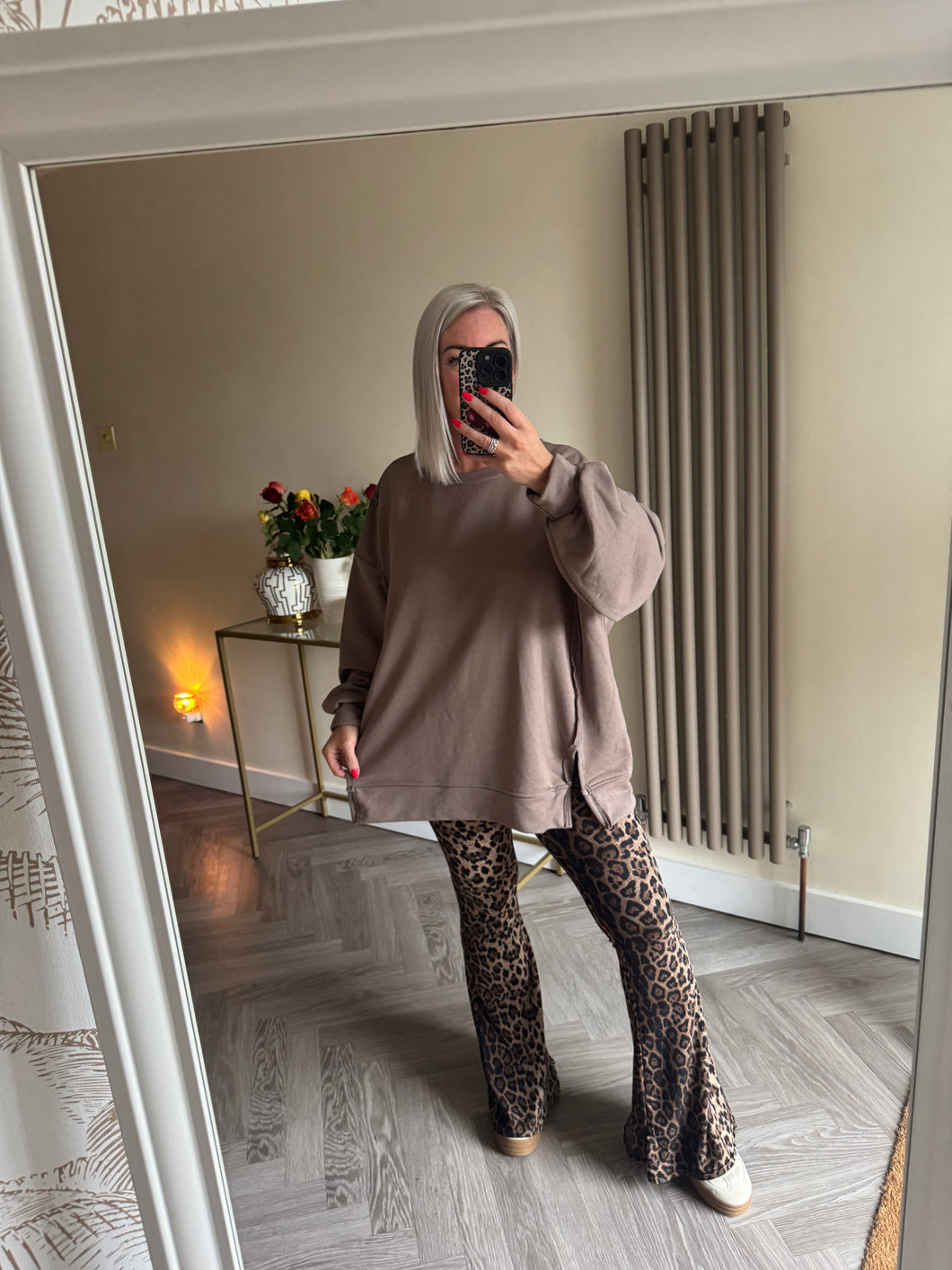 The Exposed seam sweat