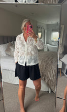 Load image into Gallery viewer, The elasticated waist chiffon shorts with pockets
