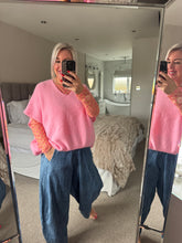 Load image into Gallery viewer, The v neck knitted tank
