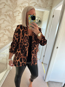 The rouched sleeve animal print blazer in tan