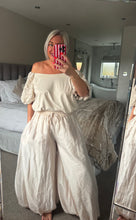 Load image into Gallery viewer, The Ibiza balloon hem trouser
