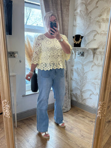 The mid wash double pocket jeans