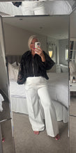Load image into Gallery viewer, The zeta Otto embroidered print zip jacket with puff sleeves
