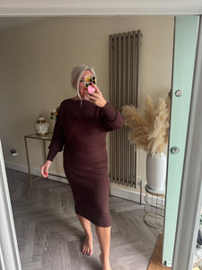 The fall collection “Ribbed two piece dress & jumper set”