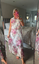 Load image into Gallery viewer, The Bloom pleated dress

