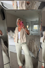 Load image into Gallery viewer, The Bora Bora Hopsack trousers
