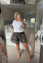 Load image into Gallery viewer, The Ibiza bandana print cotton shorts with pockets
