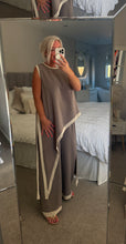 Load image into Gallery viewer, The a symmetrical trouser suit with pockets
