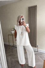 Load image into Gallery viewer, The chiffon frill sleeve trouser suit with separate necklace
