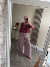 Load image into Gallery viewer, SALE The button back top (no return on sale items)
