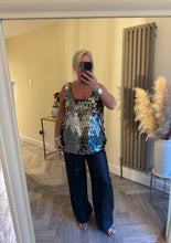 Load image into Gallery viewer, The Sequin vest top
