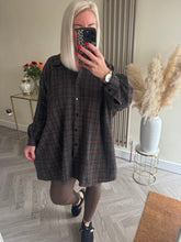 Load image into Gallery viewer, The supersoft checked shirt
