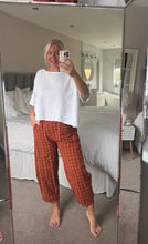 Load image into Gallery viewer, The Ibiza Hopsack button back top
